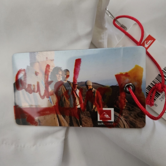 NWT - Quicksilver White Button Up Camp Shirt - Size L - Picture 9 of 13